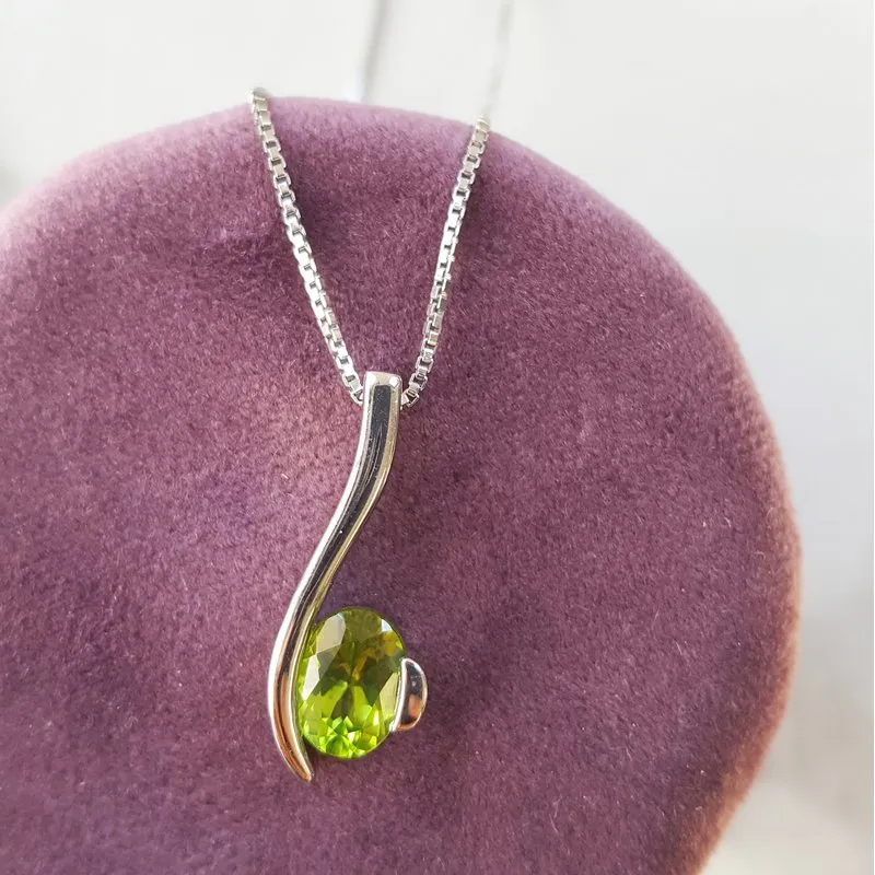 Arizona Peridot Silver Jewelry Curvy Peridot Pendant