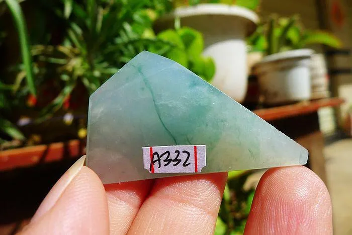 Natural Jade Rough Jadeite Raw (13g,4.2X2.9X1.1cm)