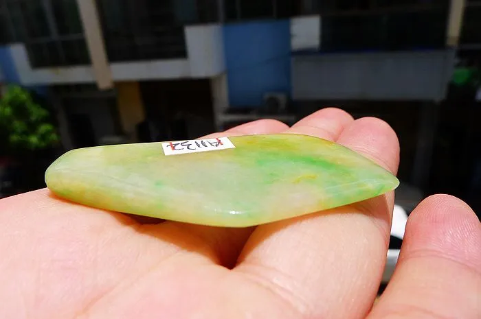 Natural Jade Rough Jadeite Raw (15g,5.4X2.5X0.6cm)