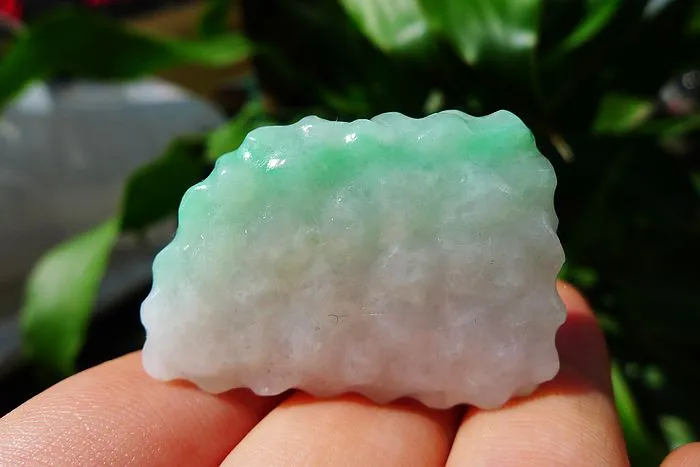 Natural Jade Rough Jadeite Raw (22g,3.7X2.7X1.05cm)