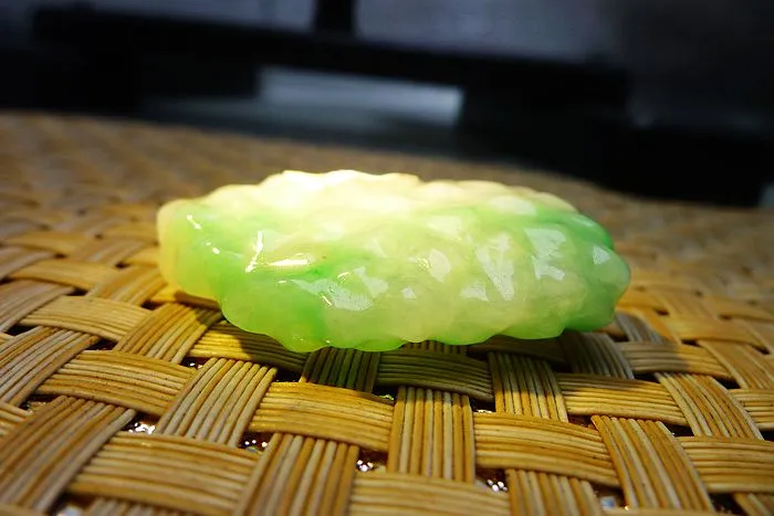 Natural Jade Rough Jadeite Raw (22g,3.7X2.7X1.05cm)