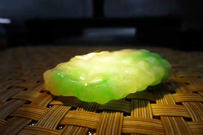 Natural Jade Rough Jadeite Raw (22g,3.7X2.7X1.05cm)