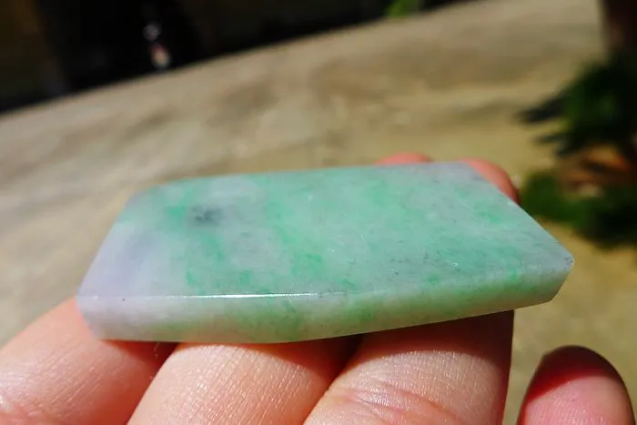 Natural Jade Rough Jadeite Raw (25g,5.5X2.6X0.55cm)