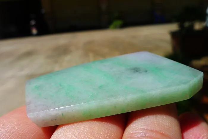 Natural Jade Rough Jadeite Raw (25g,5.5X2.6X0.55cm)