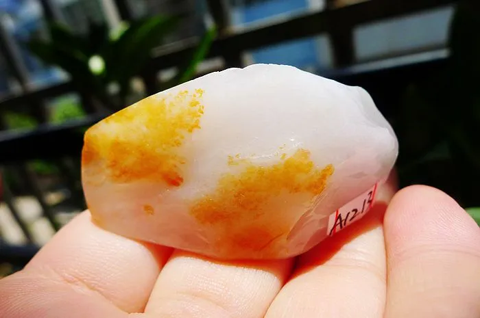 Natural Jade Rough Jadeite Raw (25g,5X2.7X1.4cm)