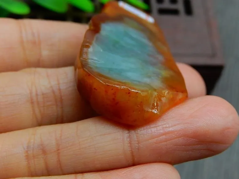 Natural Jade Rough Jadeite Raw (26g, 70X25X9.6mm)