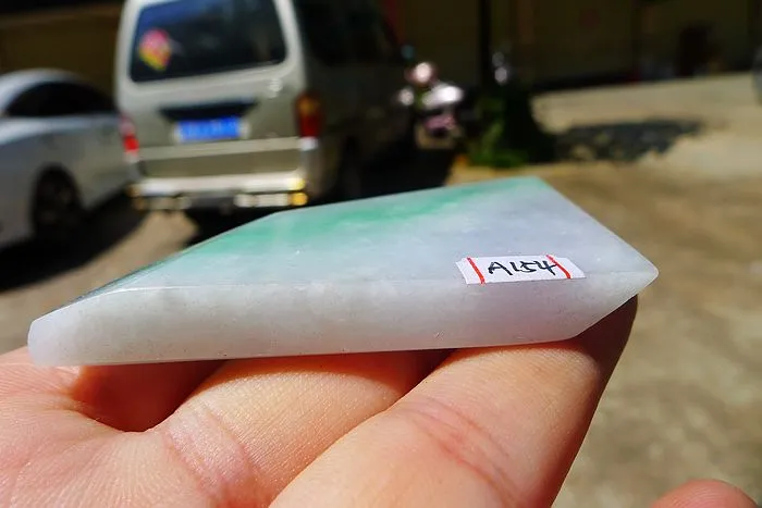 Natural Jade Rough Jadeite Raw (41g,6.1X3.8X0.8cm)