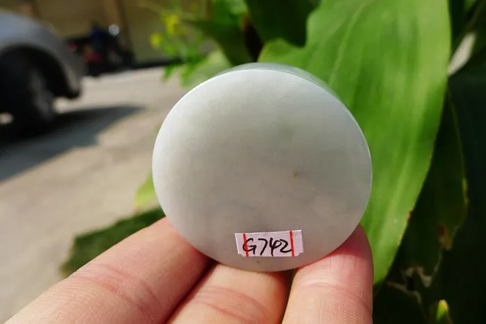Natural Jade Rough Jadeite Raw (52g,3.75X3.75X1.35cm)