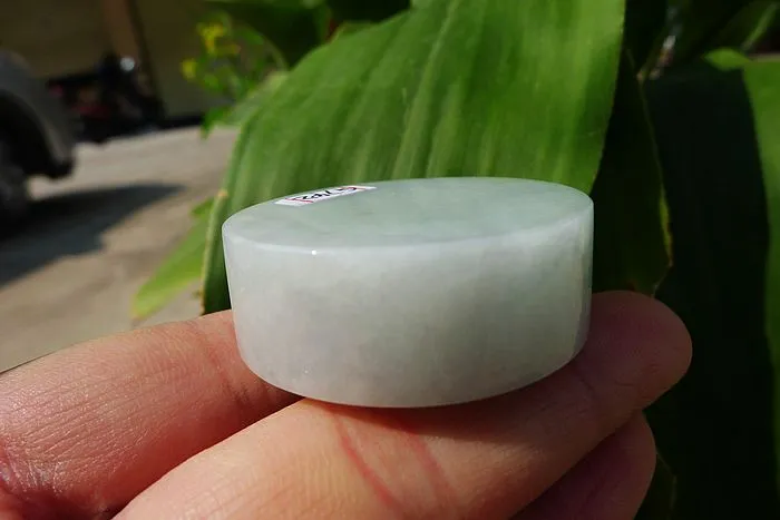Natural Jade Rough Jadeite Raw (52g,3.75X3.75X1.35cm)