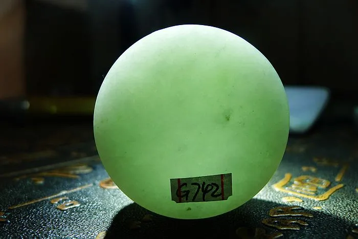 Natural Jade Rough Jadeite Raw (52g,3.75X3.75X1.35cm)