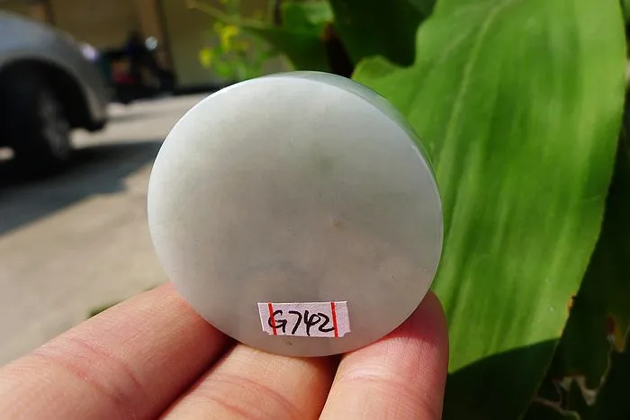 Natural Jade Rough Jadeite Raw (52g,3.75X3.75X1.35cm)