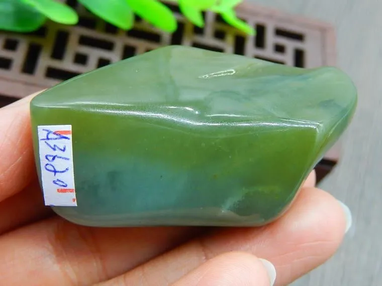 Natural Jade Rough Jadeite Raw (62g, 50X23X23mm)