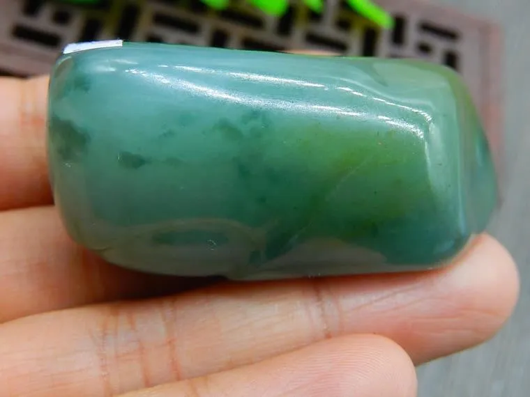 Natural Jade Rough Jadeite Raw (62g, 50X23X23mm)