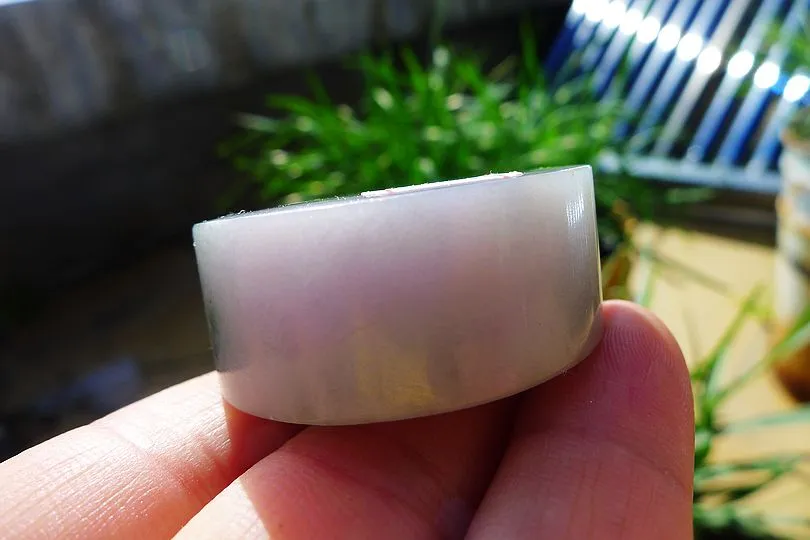Natural Jade Rough Jadeite Raw (64g,3.9X3.9X1.6cm)