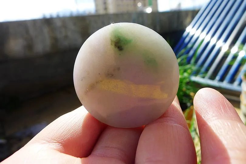 Natural Jade Rough Jadeite Raw (64g,3.9X3.9X1.6cm)
