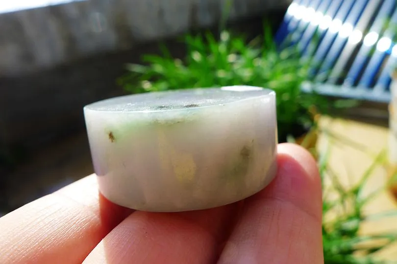 Natural Jade Rough Jadeite Raw (64g,3.9X3.9X1.6cm)
