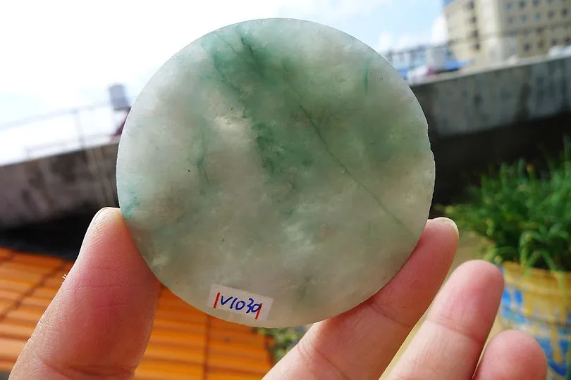 Natural Jade Rough Jadeite Raw (68g,5.8X5.8X0.8cm)