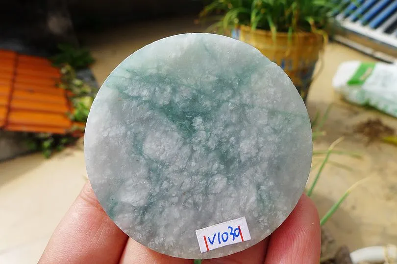 Natural Jade Rough Jadeite Raw (68g,5.8X5.8X0.8cm)