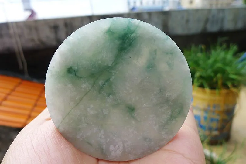 Natural Jade Rough Jadeite Raw (68g,5.8X5.8X0.8cm)