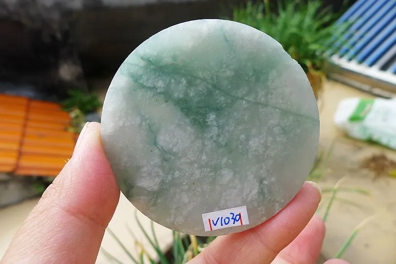 Natural Jade Rough Jadeite Raw (68g,5.8X5.8X0.8cm)