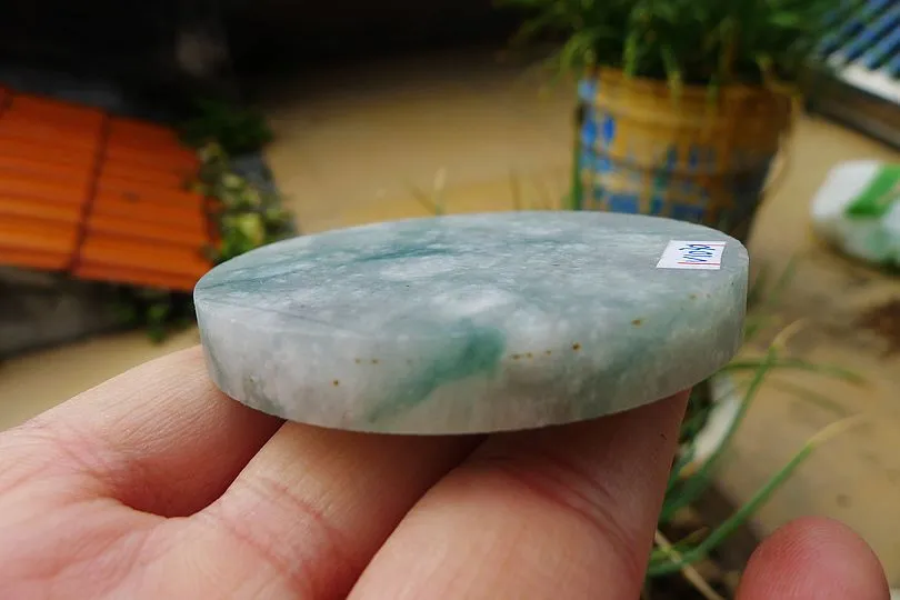 Natural Jade Rough Jadeite Raw (68g,5.8X5.8X0.8cm)