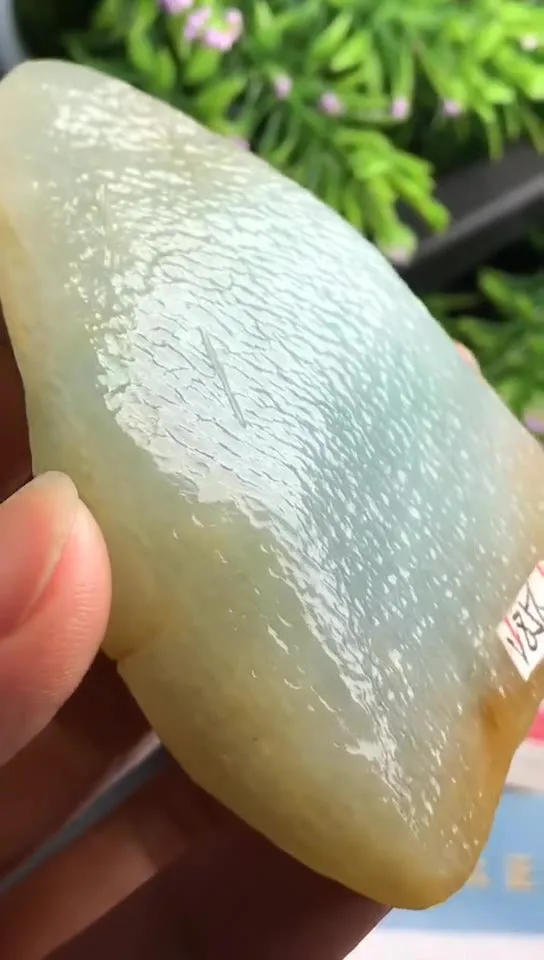 Natural Jade Rough Jadeite Raw (77g,6.3x4.6x1.4cm)-V856