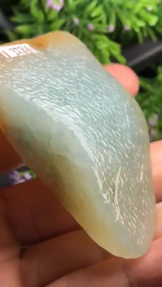 Natural Jade Rough Jadeite Raw (77g,6.3x4.6x1.4cm)-V856