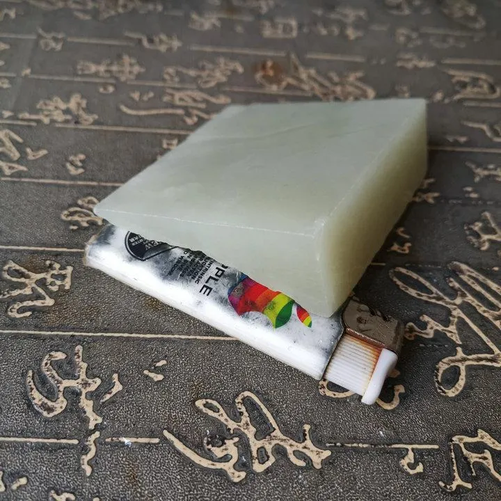 Natural Kunlun Jade Rough Nephrite Raw (187g, 7.8X6X2.4cm)