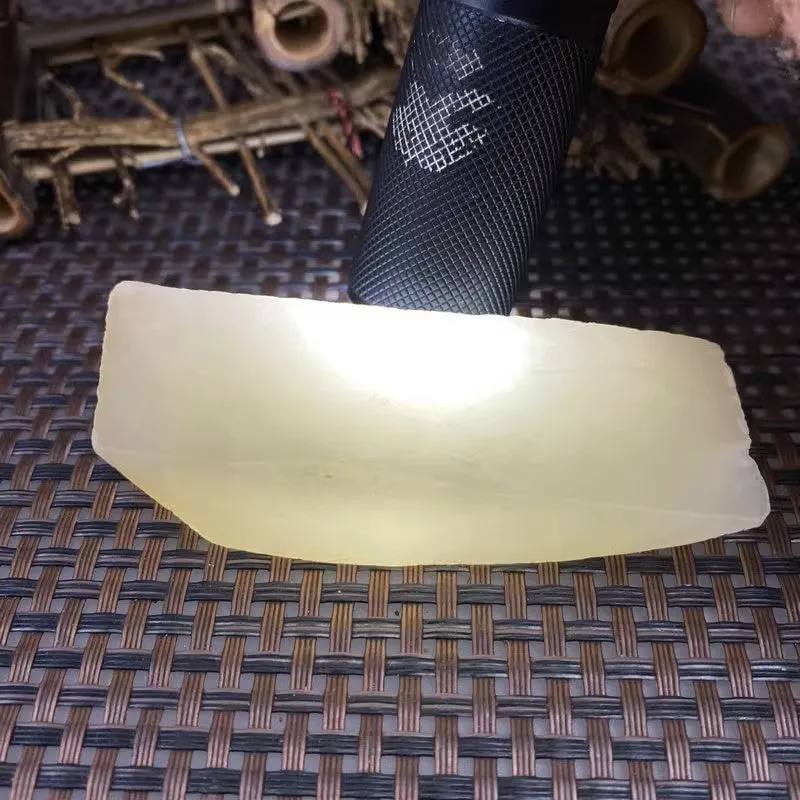 Natural Kunlun Jade Rough Nephrite Raw (83g,7.2X2.9X1.9cm)