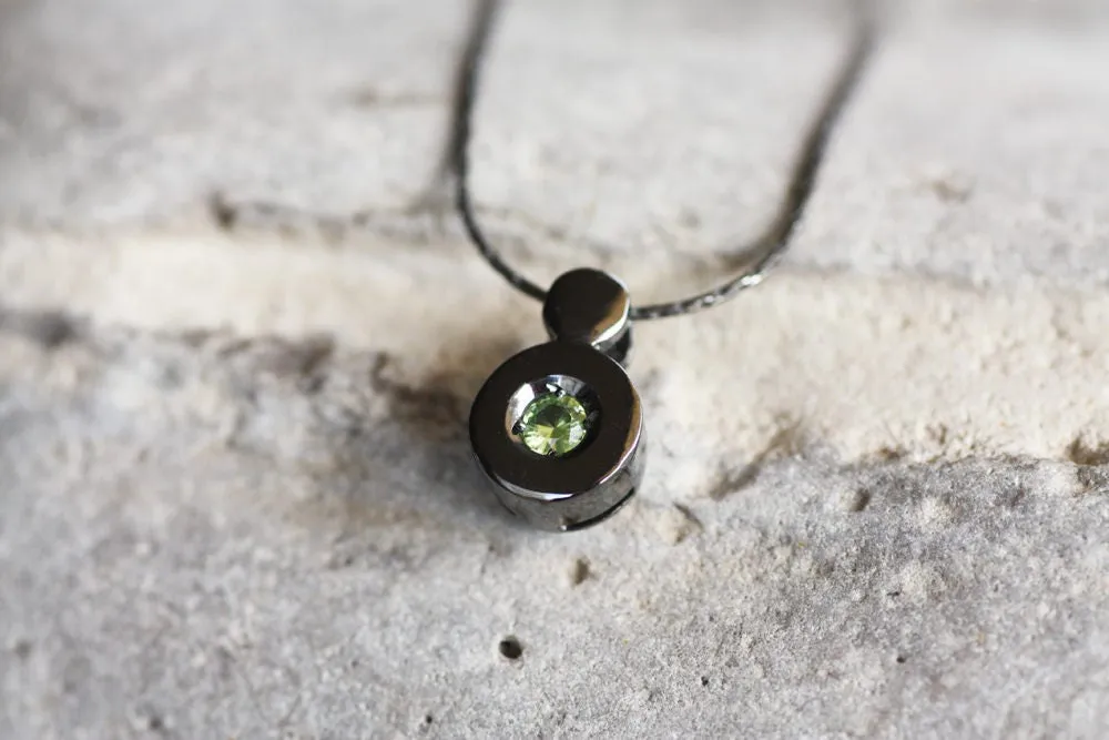 Peridot pendant for women in sterling silver black rhodium