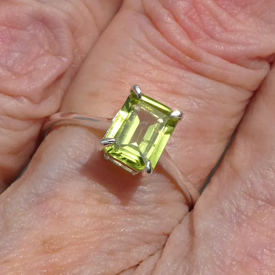Peridot Ring, Faceted Oblong, 925 Sterling Silver